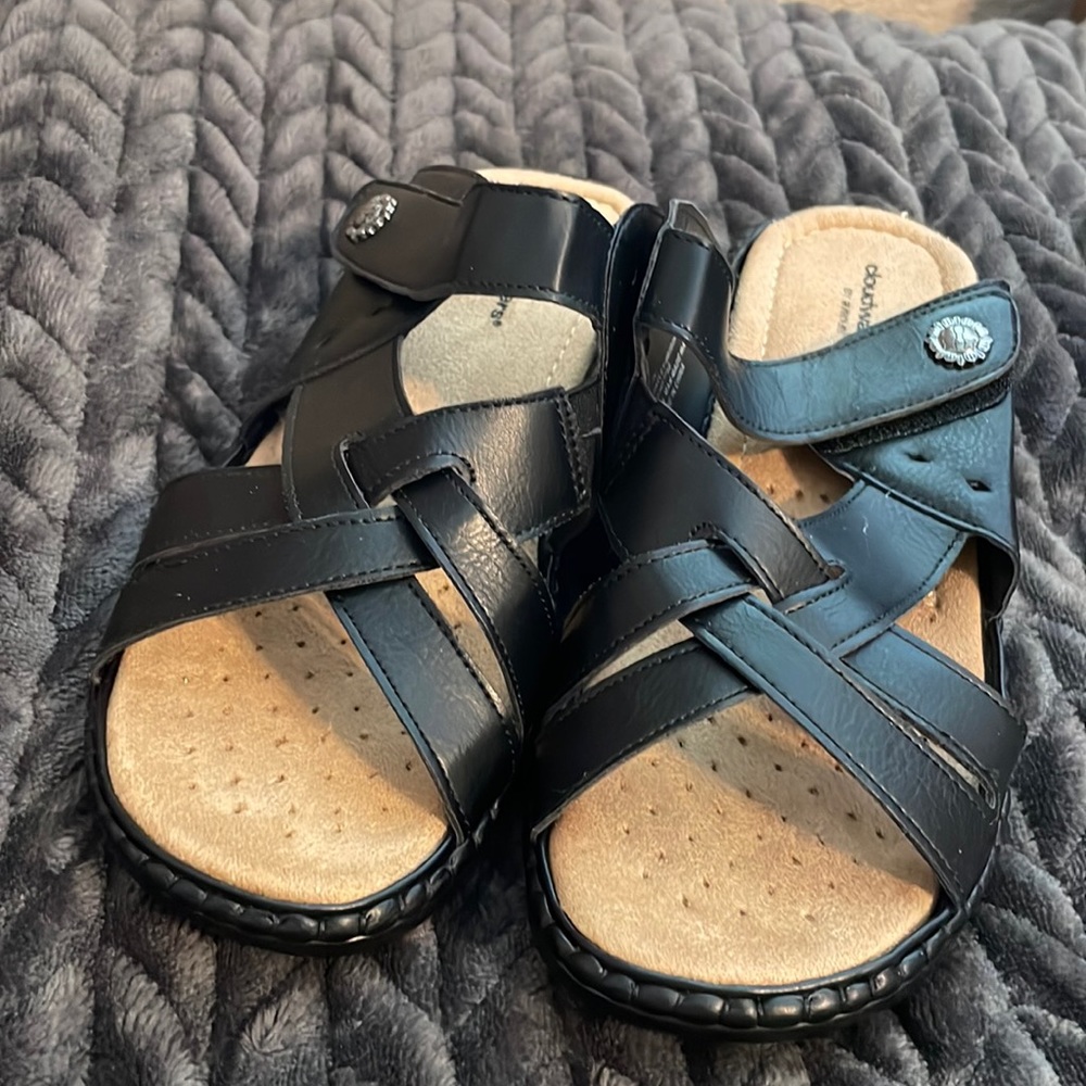 Black slide sandals